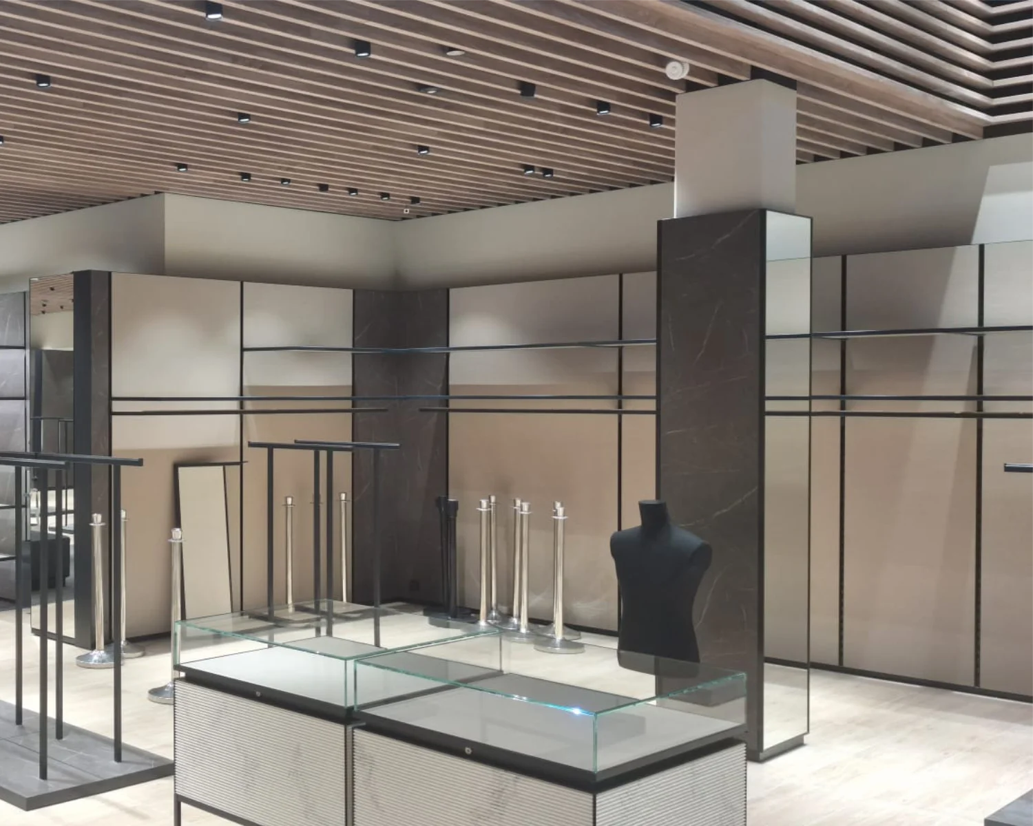 restyling-interni-negozi-a-milano