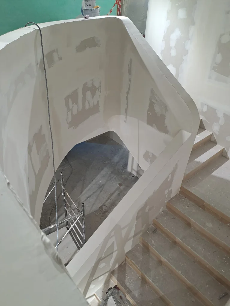 ristrutturazione-sala-espositiva-arredamento-verona-1